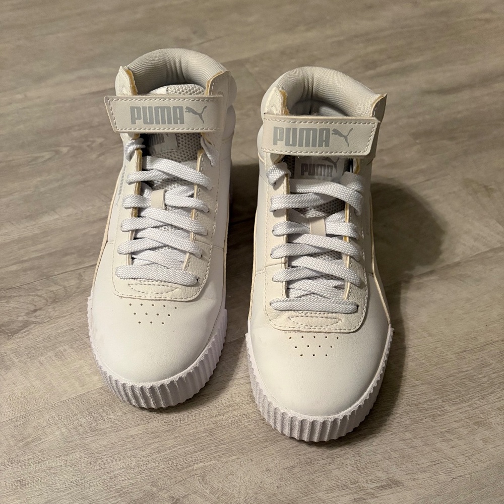 WOMEN’S PUMA CARINA MID WHITE BASKETBALL SHOES SNEAKERS